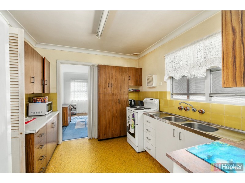 1 Broughton Street, West Kempsey NSW 2440