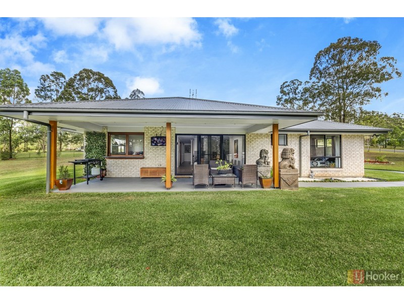 26 Frederick Dyson Pl, Yarravel NSW 2440