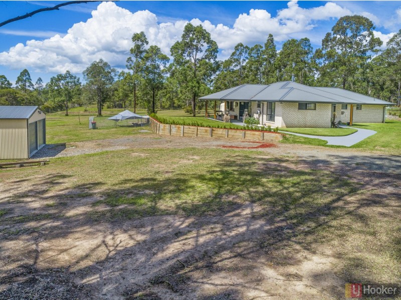 26 Frederick Dyson Pl, Yarravel NSW 2440