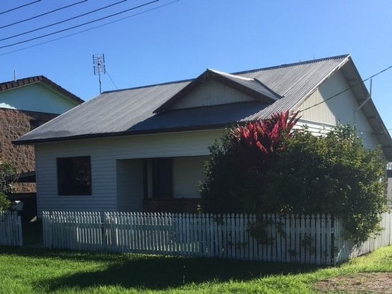 6 Memorial Avenue, Gladstone NSW 2440