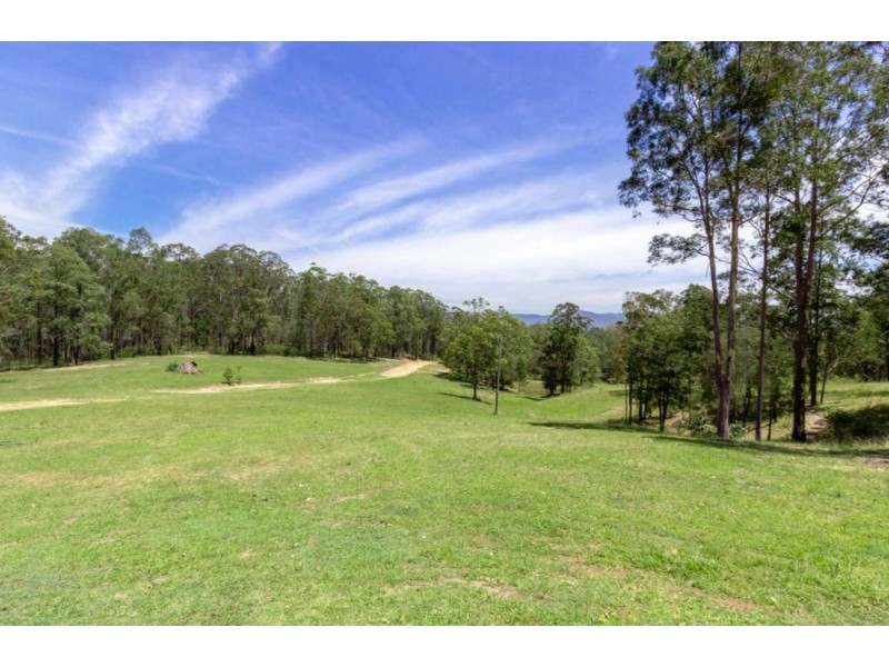 511 Armidale Road, Mooneba NSW 2440