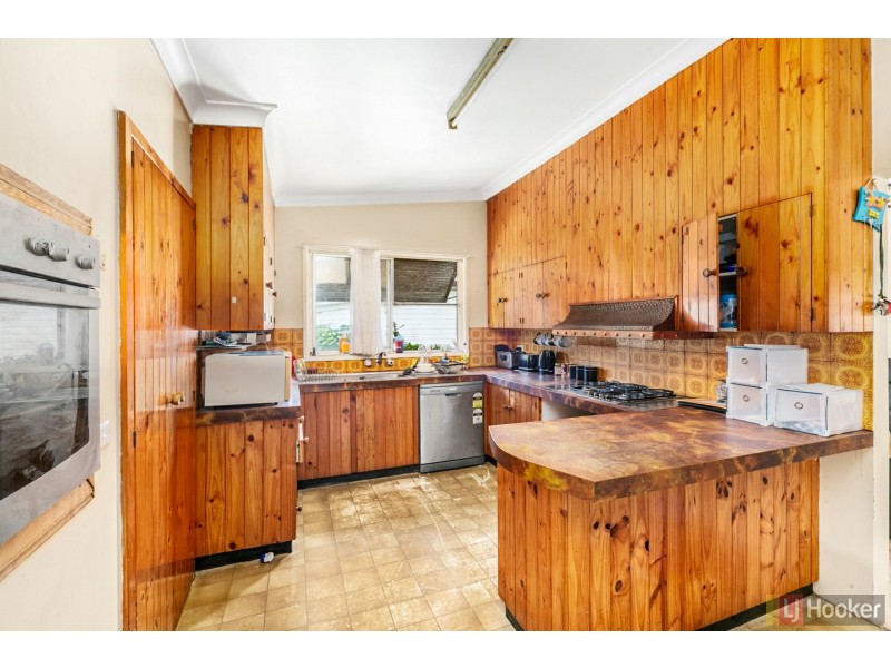 14 Marsh Street, West Kempsey NSW 2440