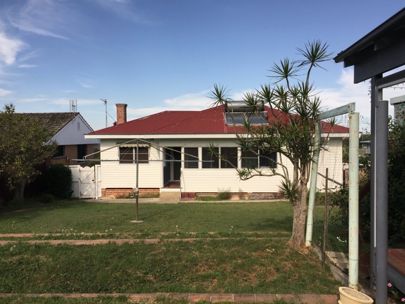 52 Clarence Ryan Ave, West Kempsey NSW 2440
