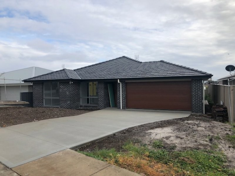 15 Prior Circuit, West Kempsey NSW 2440