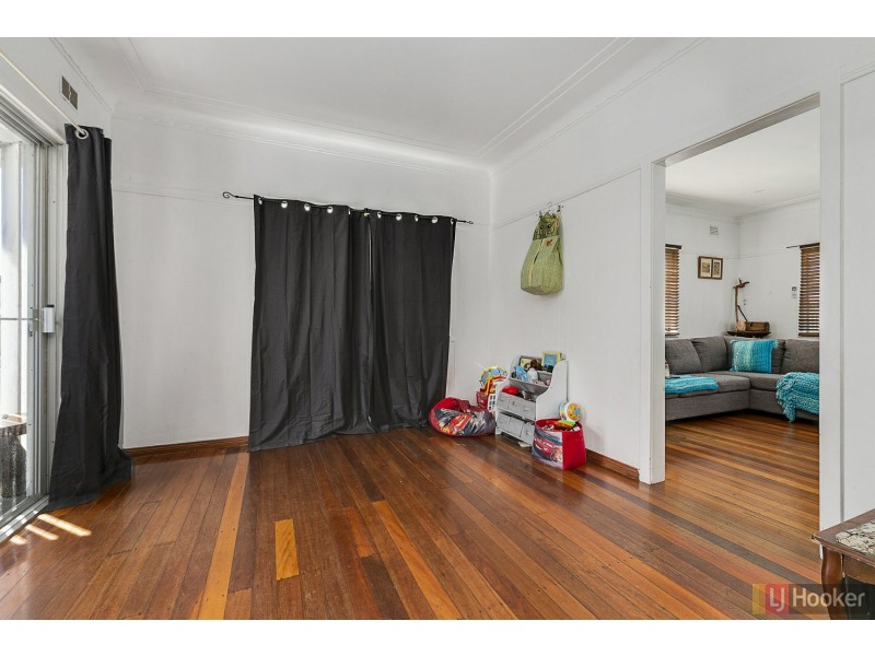 18 Park Avenue, West Kempsey NSW 2440