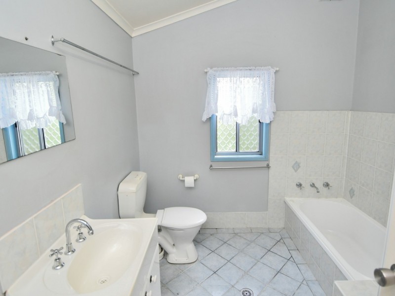 83 Broughton St, West Kempsey NSW 2440