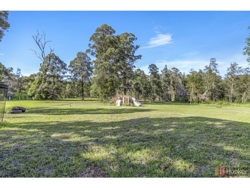 8 Lois Lane, South Kempsey NSW 2440