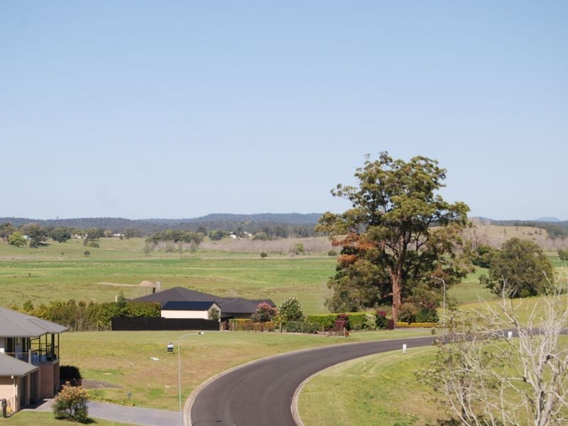 8 Harold Hughes Place, West Kempsey NSW 2440