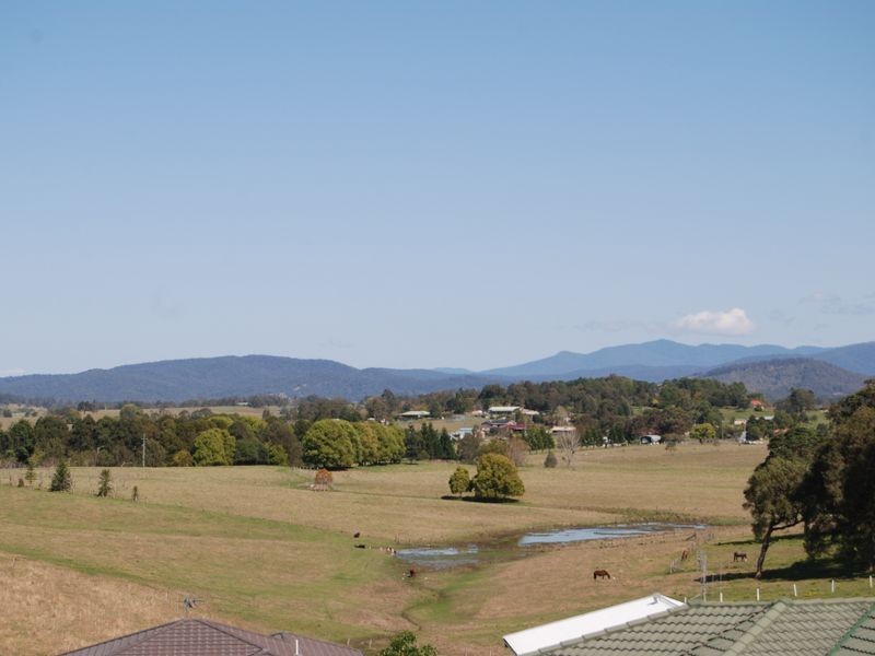 8 Harold Hughes Place, West Kempsey NSW 2440