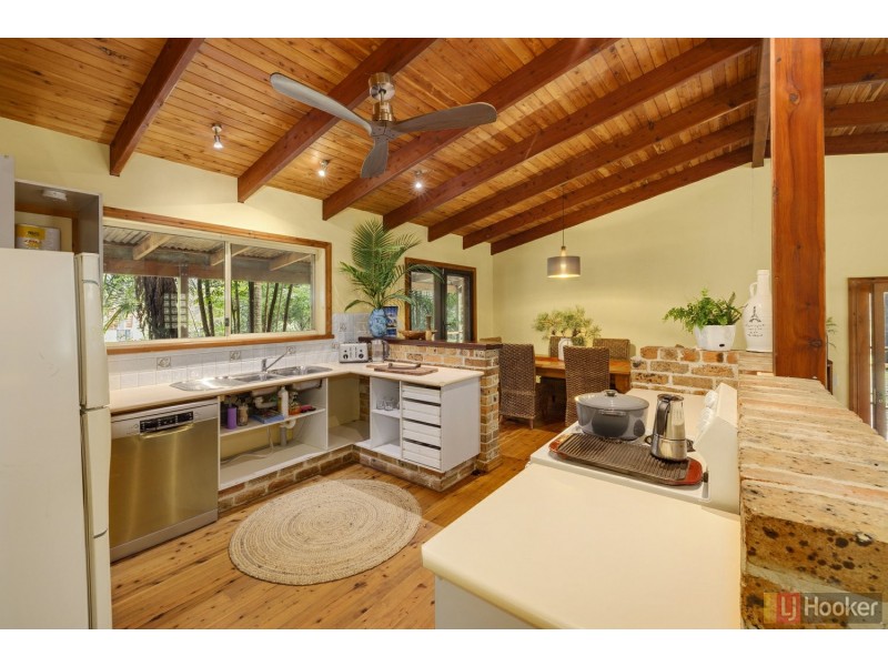 330 Kemps Access, Collombatti NSW 2440