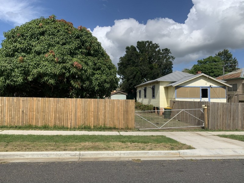 44 Tozer Street, West Kempsey NSW 2440