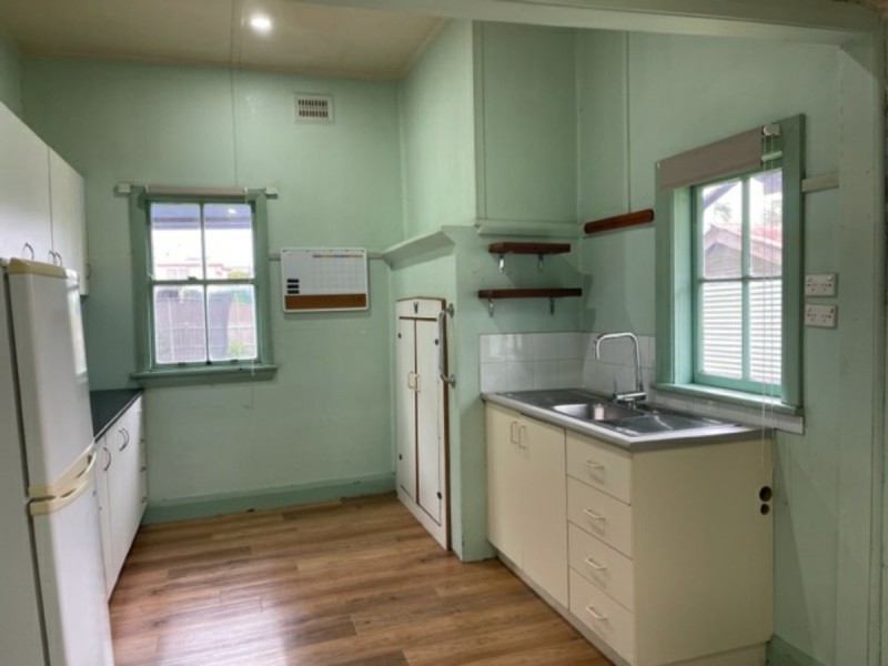 44 Tozer Street, West Kempsey NSW 2440