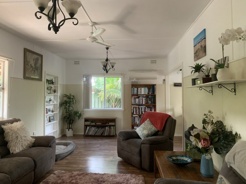 19 Albert Street, South Kempsey NSW 2440