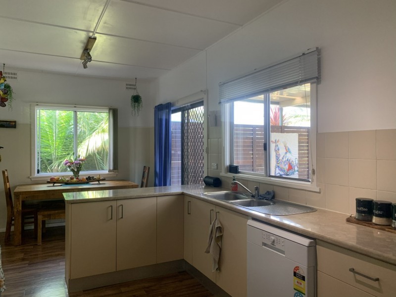 19 Albert Street, South Kempsey NSW 2440