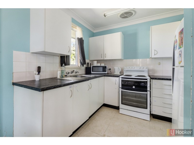 32 Gordon Nixon Aveune, West Kempsey NSW 2440