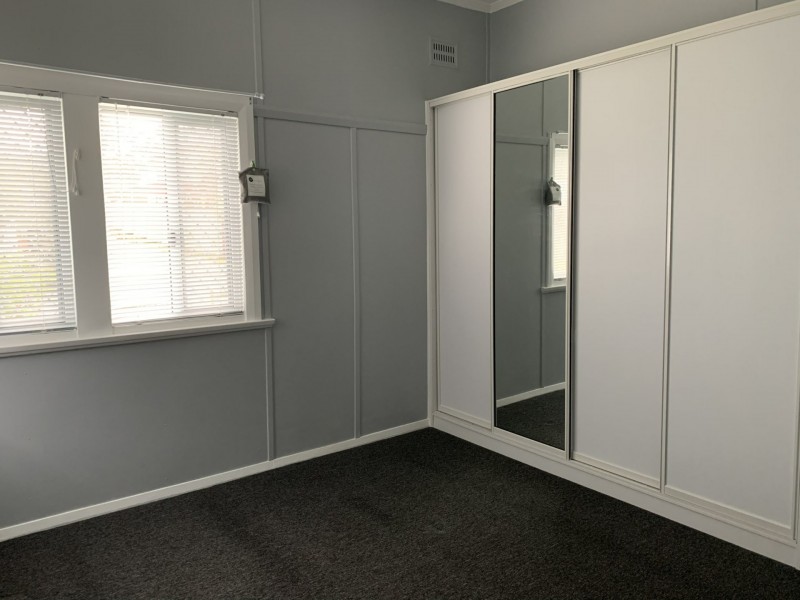 1 Angus Ave, West Kempsey NSW 2440