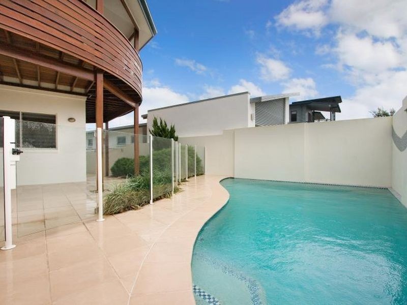 1/588 Casuarina Way, Casuarina NSW 2487