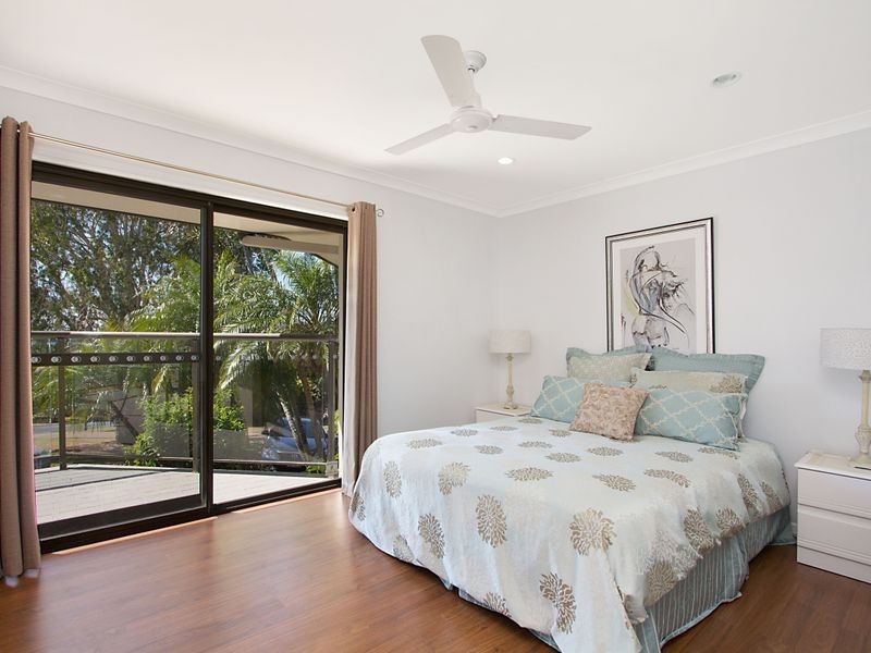 17 The Parapet, Banora Point NSW 2486