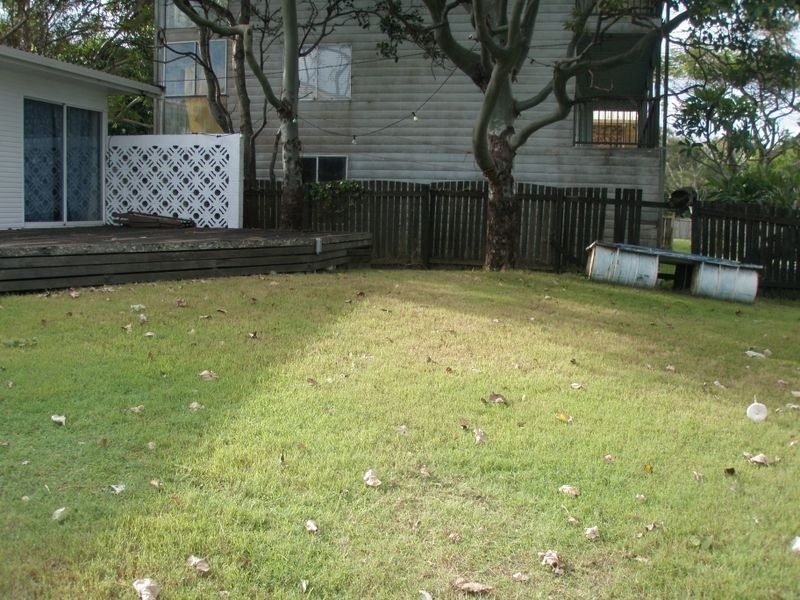13 Wommin Lake Crescent, Fingal Head NSW 2487