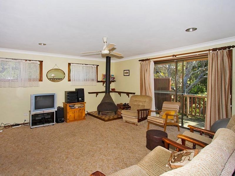 24 Lagoon Road, Fingal Head NSW 2487