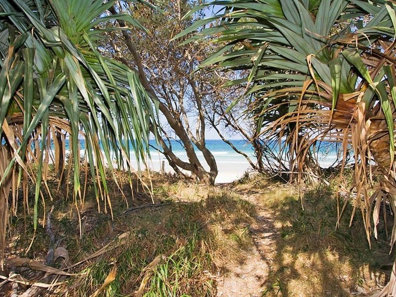 24 Lagoon Road, Fingal Head NSW 2487
