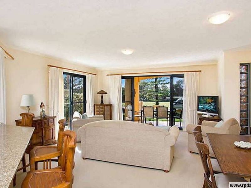 2/222 Marine Parade, Kingscliff NSW 2487