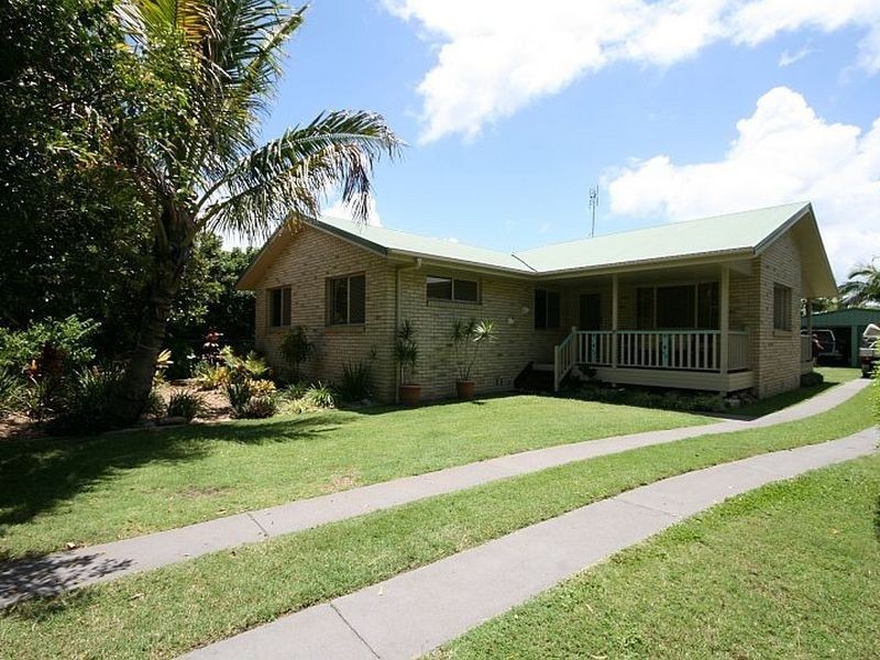 17 Creek St, Hastings Point NSW 2489