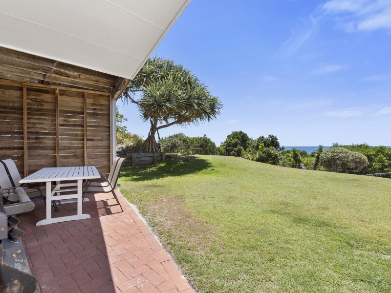 2/16 Coast Road, Hastings Point NSW 2489