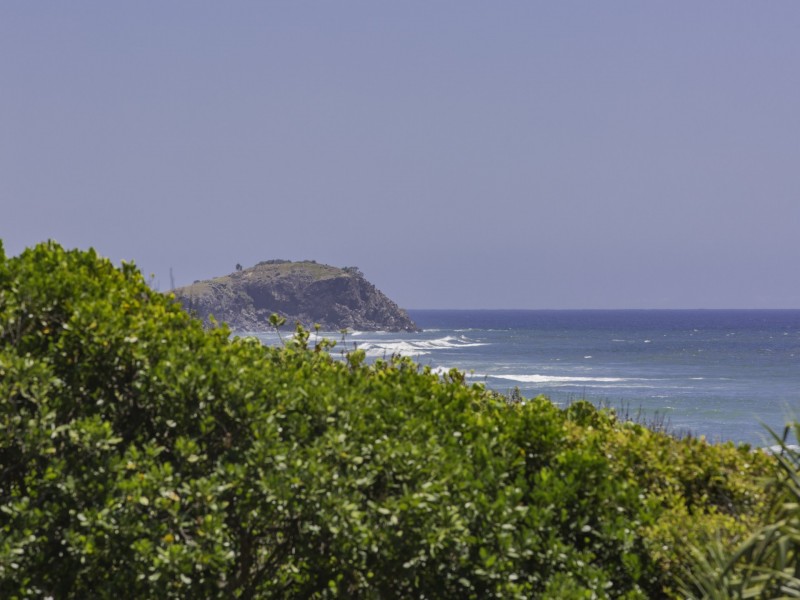 2/16 Coast Road, Hastings Point NSW 2489