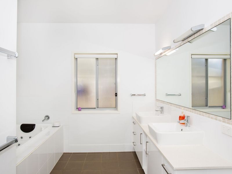 2 Beason Court, Casuarina NSW 2487