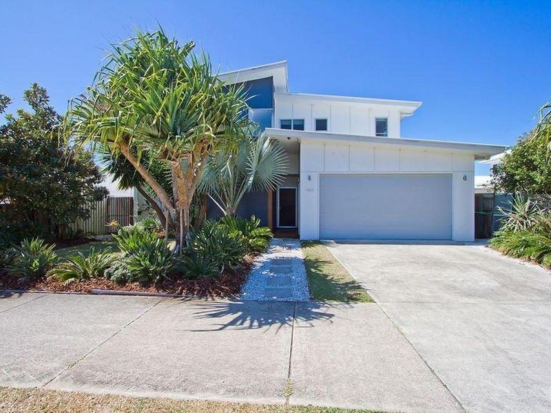 423 Casuarina Way, Casuarina NSW 2487