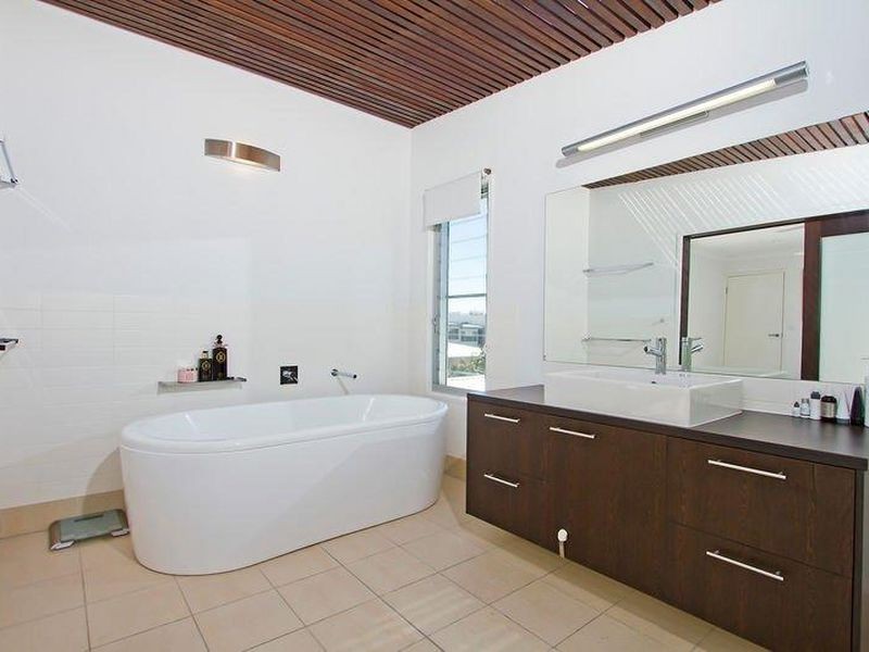 423 Casuarina Way, Casuarina NSW 2487