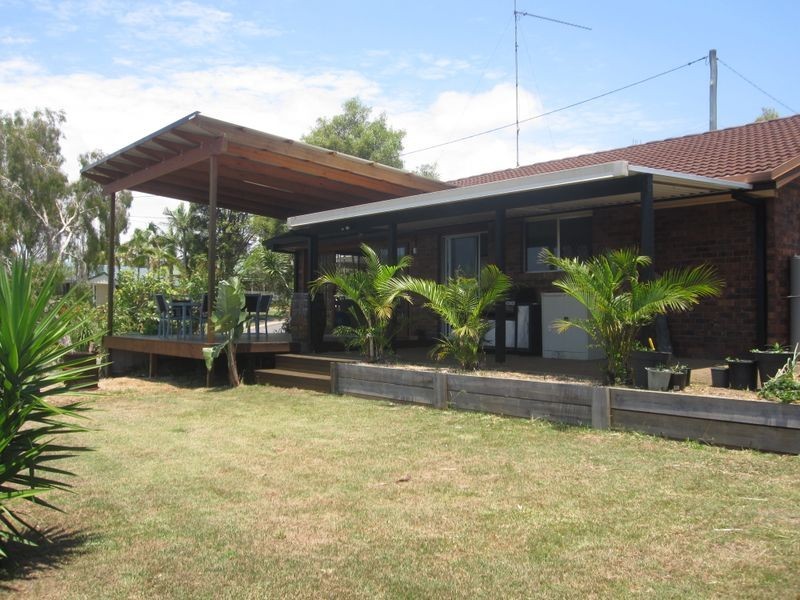 27 Martinelli Avenue, Banora Point NSW 2486