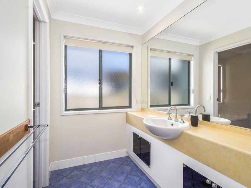 566 Casuarina Way, Casuarina NSW 2487