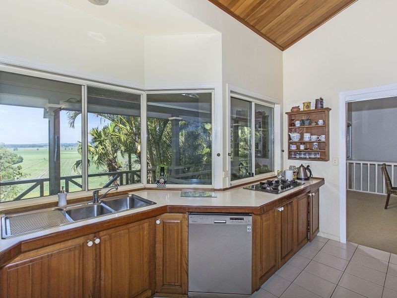 580 Mcauleys Road, North Tumbulgum NSW 2490