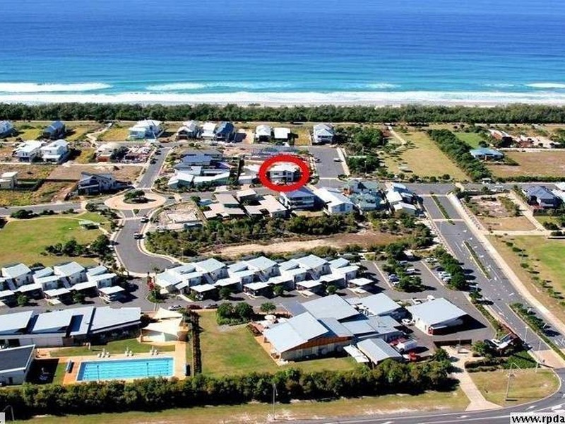 2/575 Casuarina Way, Casuarina NSW 2487