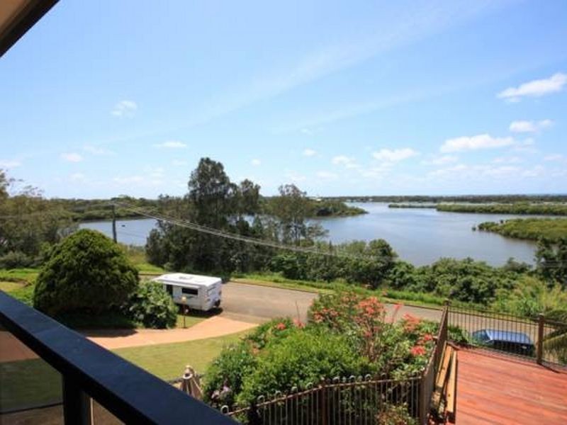 3 Fairway Drive, Banora Point NSW 2486
