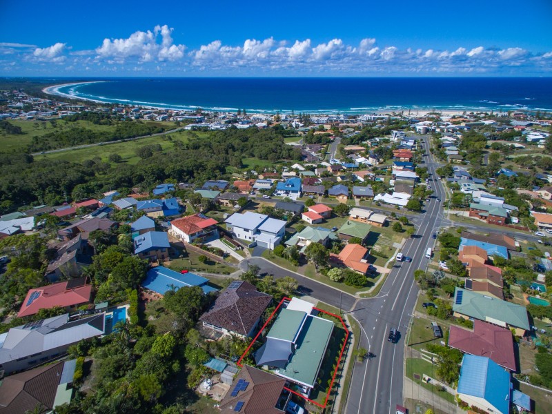 2 Knox Court, Kingscliff NSW 2487