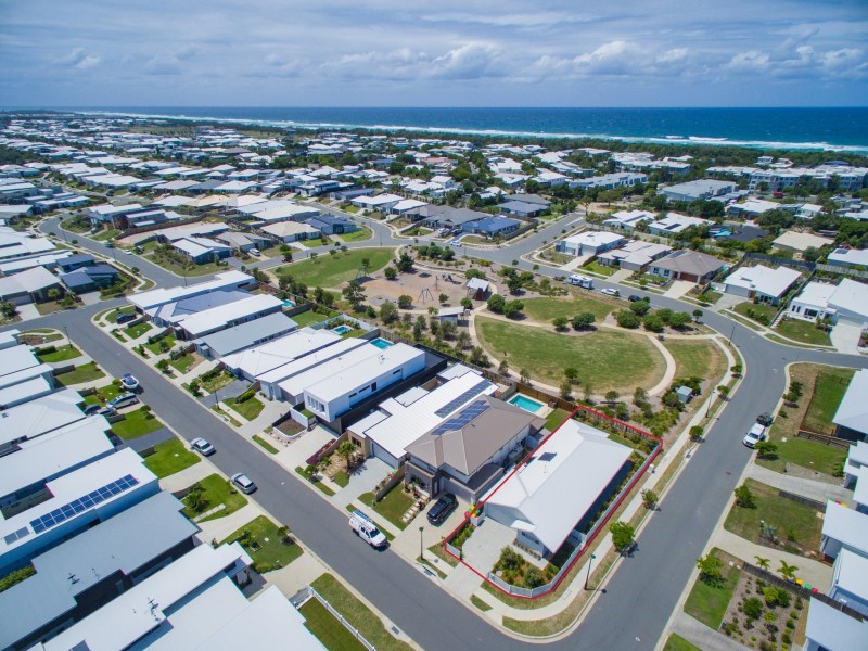 2 Central Park Lane, Casuarina NSW 2487