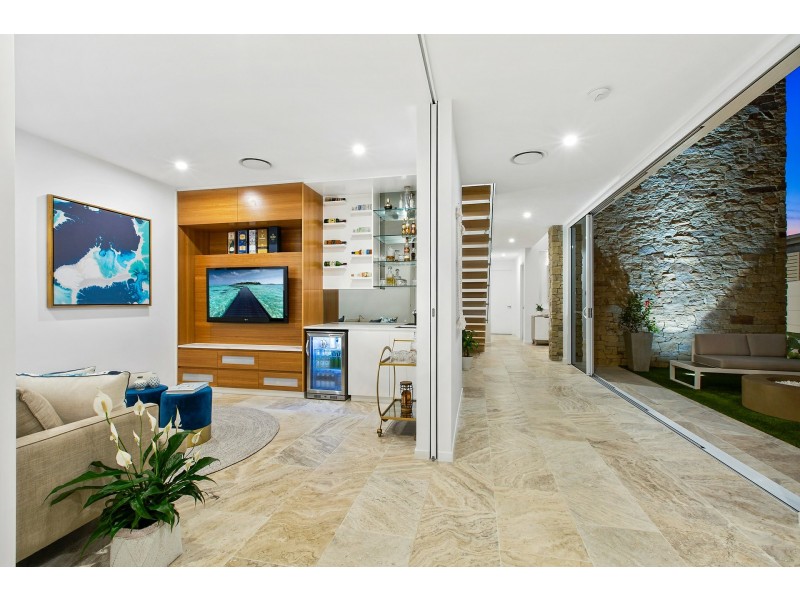 9 Daybreak Boulevard, Casuarina NSW 2487