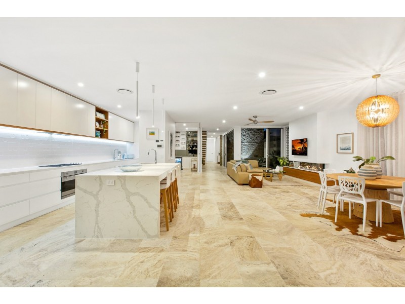 9 Daybreak Boulevard, Casuarina NSW 2487