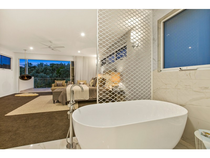 9 Daybreak Boulevard, Casuarina NSW 2487