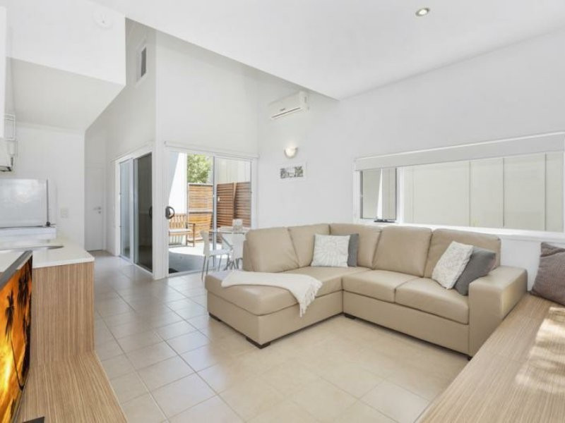 Unit 2/603-615 Casuarina Way, Casuarina NSW 2487