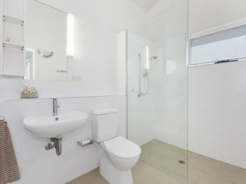 Unit 2/603-615 Casuarina Way, Casuarina NSW 2487