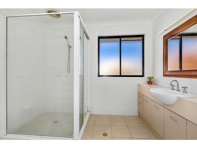 11 Healy Lane, Fingal Head NSW 2487