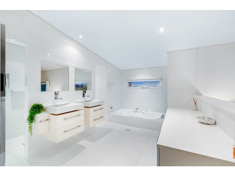 20 Hyndes Lane, Casuarina NSW 2487