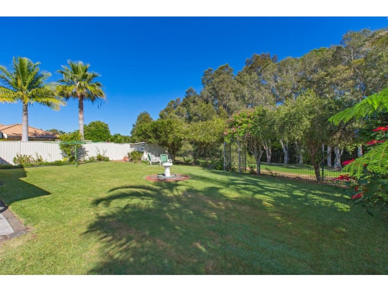 13 Foxhill Place, Banora Point NSW 2486