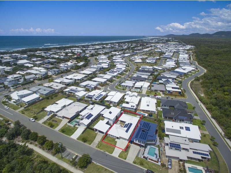 13 Laceflower Parade, Casuarina NSW 2487