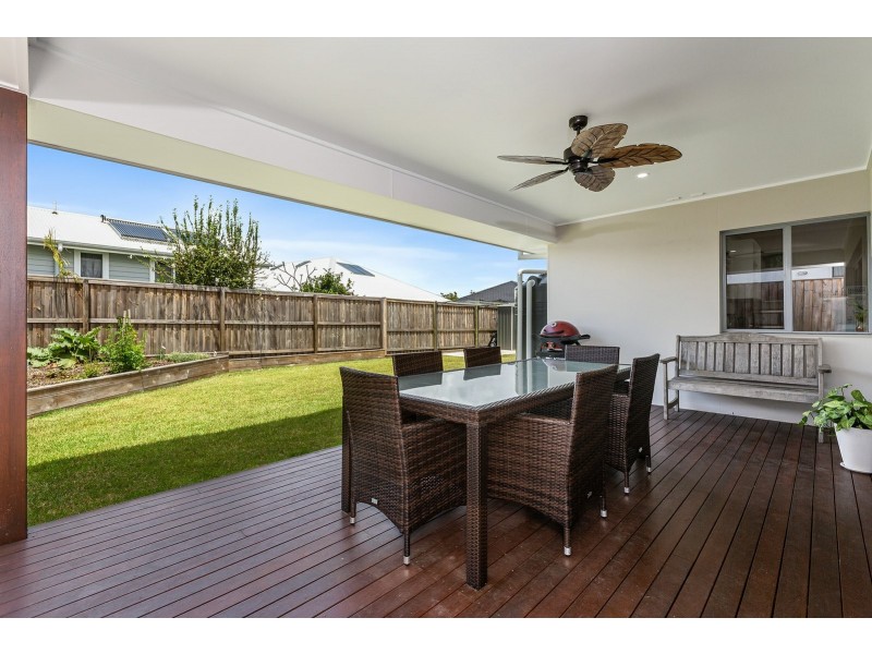 13 Laceflower Parade, Casuarina NSW 2487