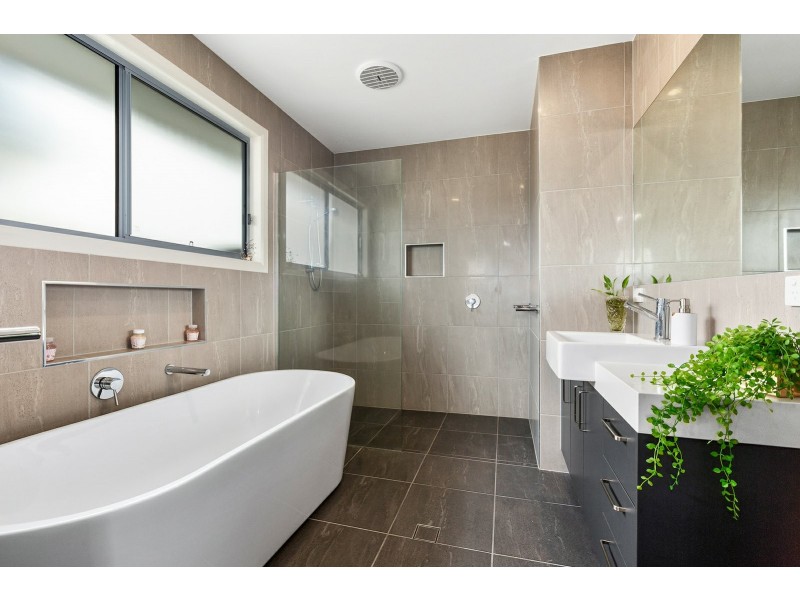 13 Laceflower Parade, Casuarina NSW 2487